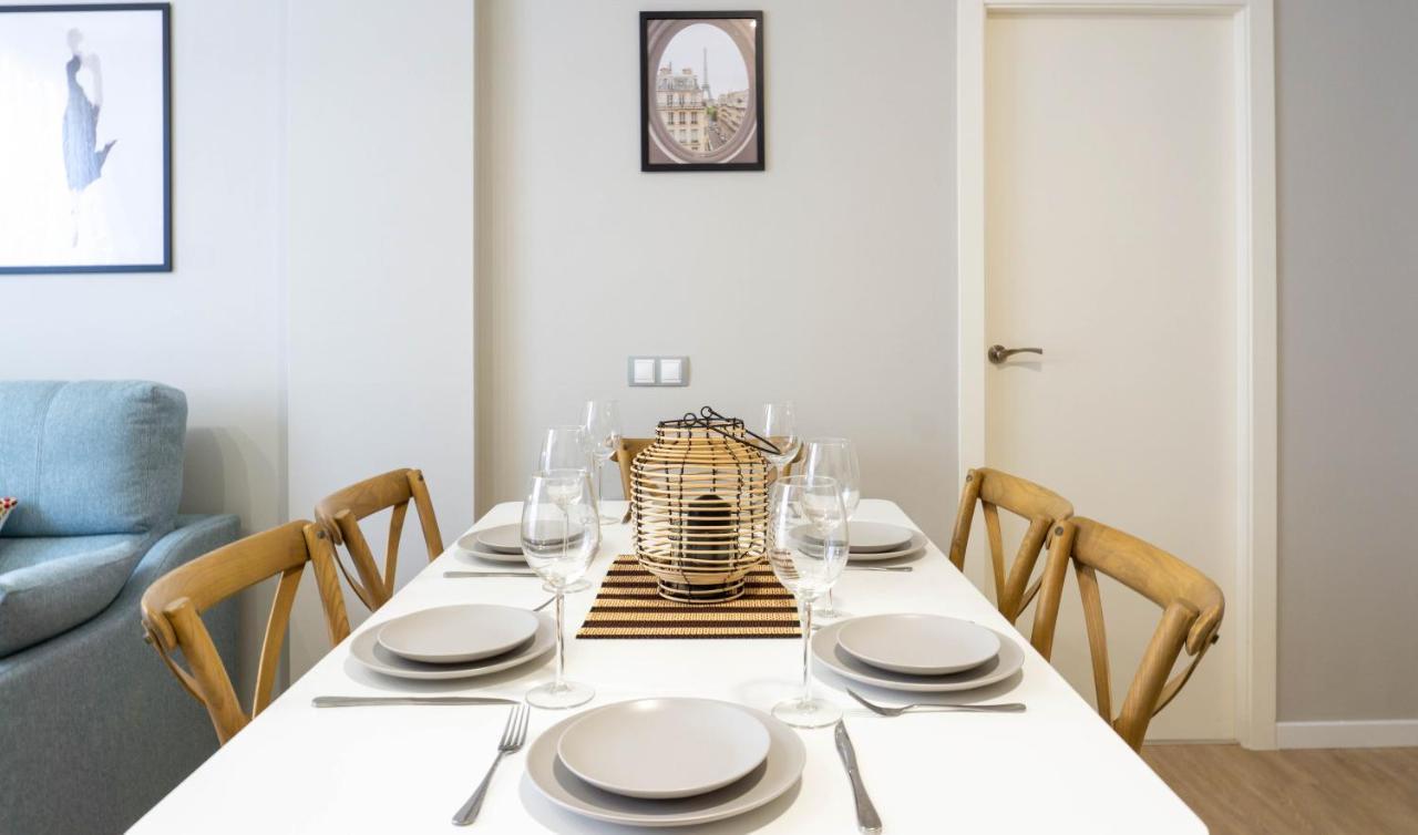 Luxury Apartment Dos Aceras Málaga Extérieur photo