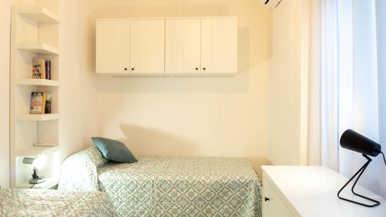 Luxury Apartment Dos Aceras Málaga Extérieur photo